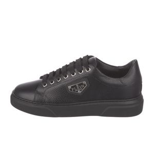 Philipp Plein Leather Low Top Sneakers
Black
Rubber Trim
Round-Toes
Platform